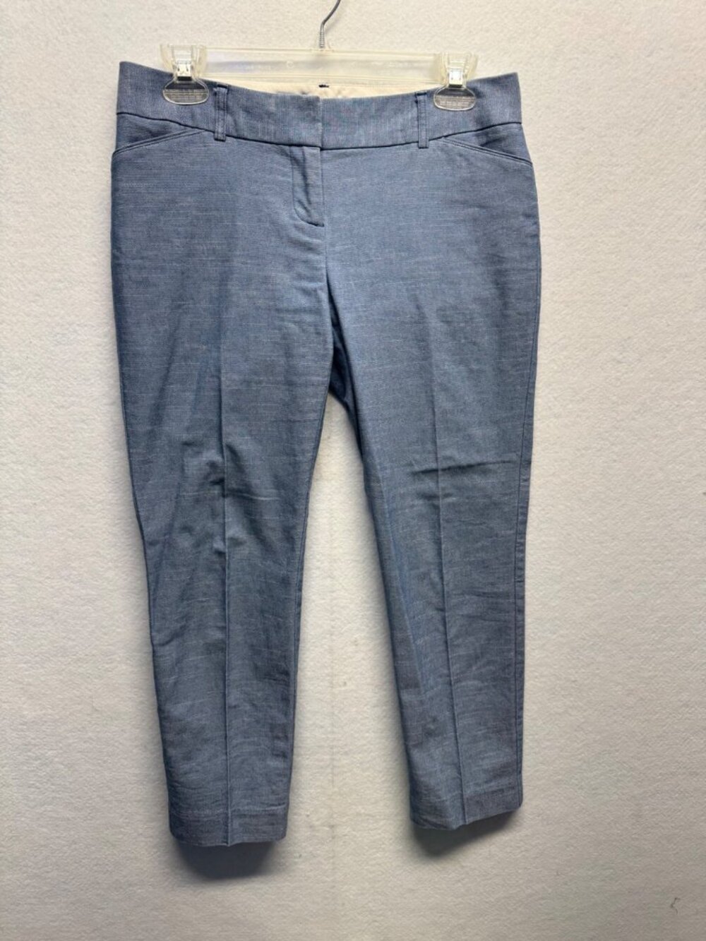 Van Heusen Womens Stretch Extensible Capri Pants Size 2 Blue Cotton Blend